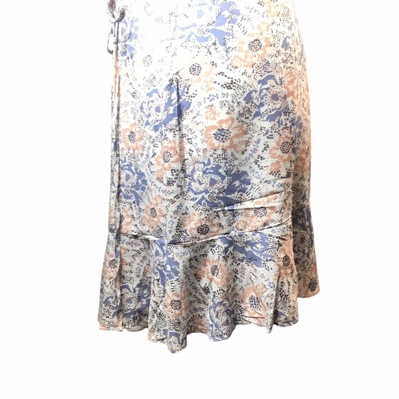 Abercrombie & Fitch Wrap Floral Dress Medium White Blue Rose Summer Boho lined - Picture 8 of 8